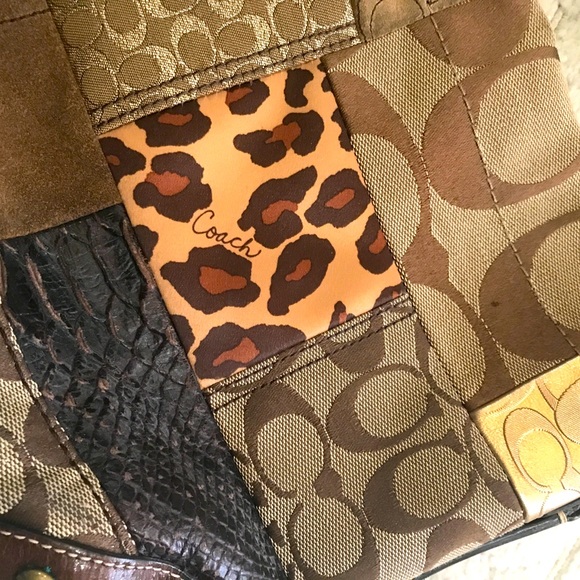 Coach patchwork purse, good used condition. Made of leather, suede, fabrics. - Picture 9 of 16